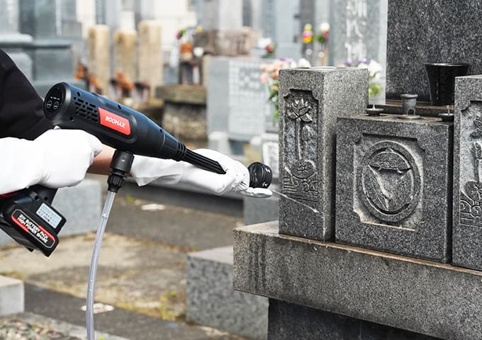 お墓参り代行について